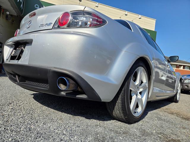 RX-8 タイプS 車検・整備付き 6MT 新品タイヤ付き 純正DVDナビ 純正18AW BOSEサウンドシステム 社外2本出しマフラーRmagic HID Fフォグ キーレス ETC CD再生 ステアリングスイッチ(57枚目)