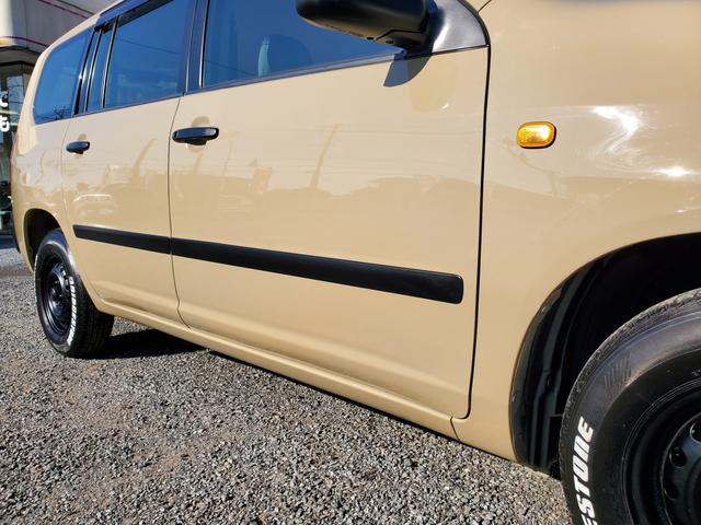 UL 1年保証付き 車検整備付き ベージュ全塗装済み 樹脂部マッドブラック 荷室フローリング仕様 5人乗り キャンパー仕様 大人二人就寝可能(32枚目)
