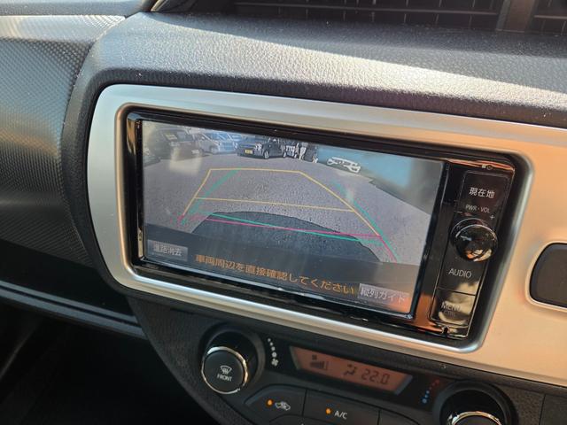 ヴィッツ ＲＳ　５速マニュアル　純正ＳＤナビ　車高調　Ｂカメラ　フルセグ　ＤＶＤ　Ｂｌｕｅｔｏｏｔｈ　キーレス　ＥＴＣ　Ｆフォグ　ドラレコ　Ｒスポ　純正１６ＡＷ　ＬＤＡ　ＰＣＳ　オートハイビーム　トノカバー　記録簿（16枚目）