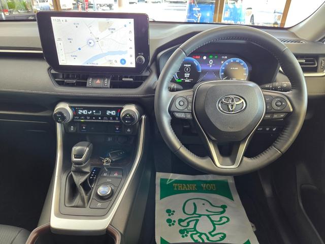 ＲＡＶ４ ハイブリッドＧ　新車保証継承　１オーナー　純正メモリナビ　前後４方センサー　全方位カメラ　レーダークルーズ　フルセグ　Ｂｌｕｅｔｏｏｔｈ　電動バックドア　黒レザーシート　前後ドラレコ　ＡＣ１００Ｖ　純正１８ＡＷ（14枚目）