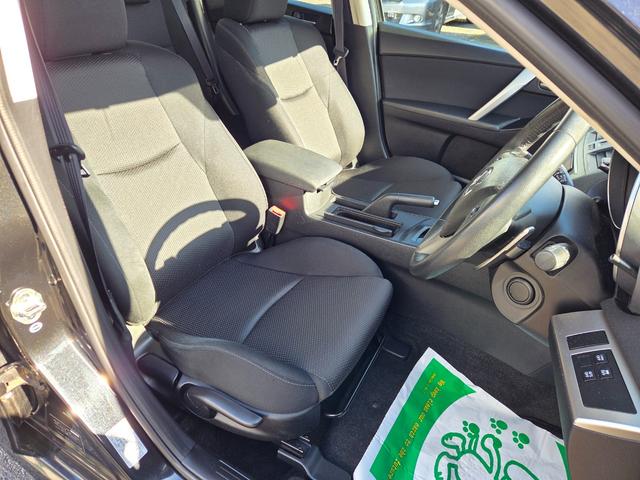 アクセラスポーツ ２０Ｓ－スカイアクティブ　２年保証付き　１オーナー　純正メモリナビ　スマートキー　パドルシフト　ＨＩＤ　Ｆフォグ　Ｂカメラ　フルセグ　Ｂｌｕｅｔｏｏｔｈ　ＤＶＤ・ＣＤ　ＥＴＣ　ドラレコ　プッシュスタート　社外１６ＡＷ　記録簿（9枚目）