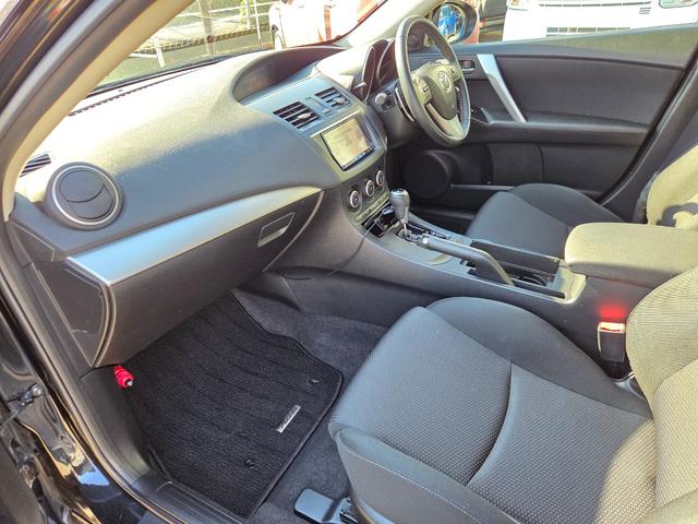 アクセラスポーツ ２０Ｓ－スカイアクティブ　２年保証付き　１オーナー　純正メモリナビ　スマートキー　パドルシフト　ＨＩＤ　Ｆフォグ　Ｂカメラ　フルセグ　Ｂｌｕｅｔｏｏｔｈ　ＤＶＤ・ＣＤ　ＥＴＣ　ドラレコ　プッシュスタート　社外１６ＡＷ　記録簿（12枚目）