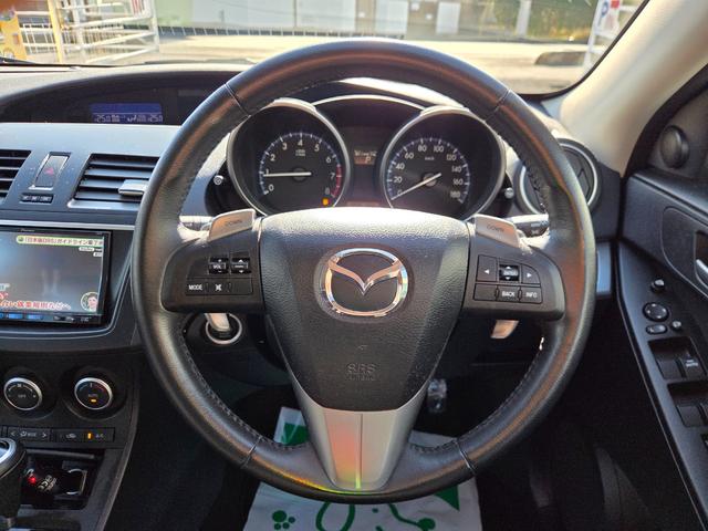 アクセラスポーツ ２０Ｓ－スカイアクティブ　２年保証付き　１オーナー　純正メモリナビ　スマートキー　パドルシフト　ＨＩＤ　Ｆフォグ　Ｂカメラ　フルセグ　Ｂｌｕｅｔｏｏｔｈ　ＤＶＤ・ＣＤ　ＥＴＣ　ドラレコ　プッシュスタート　社外１６ＡＷ　記録簿（17枚目）