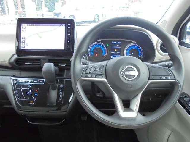 デイズ 660 X /当社試乗車/純正9インチナビ 踏み間違え防止 禁煙 スマートキー イモビライザー バックカメラ 1オーナー レーンキープ アイドリングストップ ドライブレコーダー キーレス フルオートエアコン ナビTV WAB 記録簿 PS(3枚目)