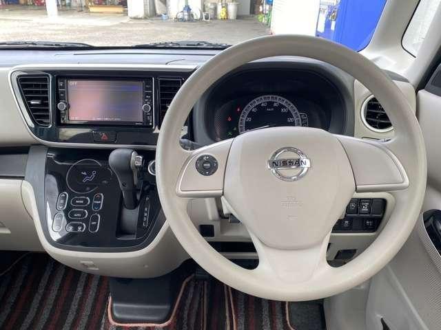 デイズルークス ６６０　Ｘ　プリクラッシュ　全周囲　アイドリングストップ機能　１オーナー車　禁煙　Ｓキー　ナビＴＶ　点検記録簿付　ドラレコ　運転席エアバック　デュアルエアバッグ　バックカメラ　フルオートエアコン　サイドエアバッグ（3枚目）