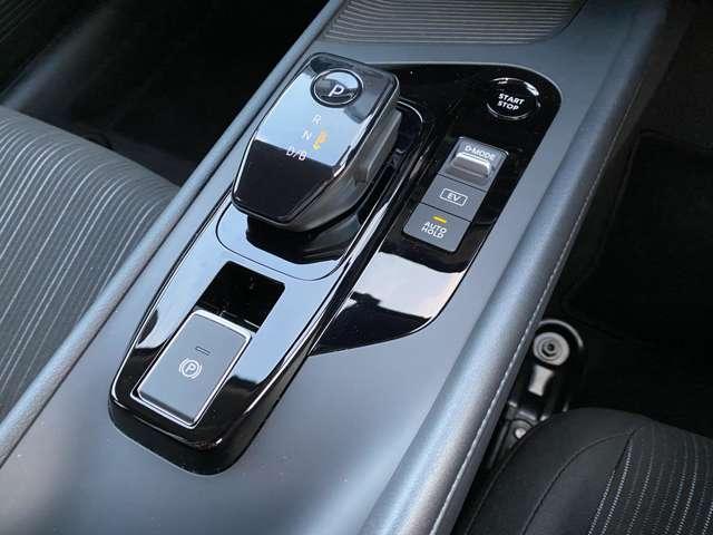 ノート 1.2 X 純正メモリ-ナビ&バックモニタ-&ドライブ リアカメラ 衝突被害軽減ブレ-キ 禁煙車 LEDヘッドライト レーンアシスト インテリジェントキー ワンオーナー ドラレコ アイドリングストップ 整備記録簿 ワンセグTV TVナビ メモリーナビ(5枚目)