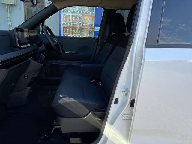 サクラ Ｘ　アラウンドヴューモニター　運転席エアバック　ＡＡＣ　ＬＥＤヘッドランプ　スマートキー　禁煙車　ドラレコ　キーレスエントリー　ワンオーナー　バックモニター　パワーステアリング　アルミホイール　ＡＢＳ（16枚目）