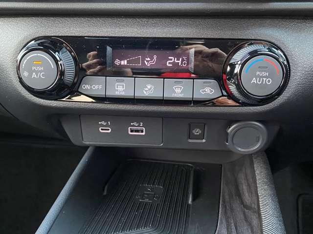 オーラ １．２　Ｇ　レザーエディション　ワンオーナ　追突防止　本革　車線逸脱警報装置　禁煙車　ＬＥＤ　記録簿　バックモニター　ＥＴＣ　メモリーナビゲーション　ＡＷ　キーレスエントリー　オートエアコン　ＡＢＳ　パワーウィンドウ　ＩＳＳ（5枚目）