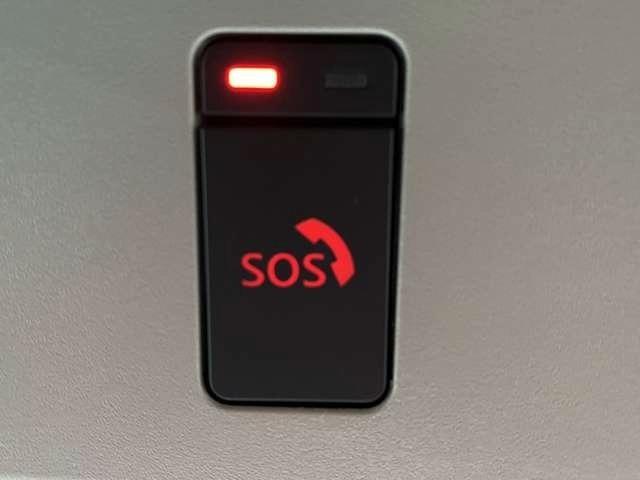 オーラ １．２　Ｇ　レザーエディション　ワンオーナ　追突防止　本革　車線逸脱警報装置　禁煙車　ＬＥＤ　記録簿　バックモニター　ＥＴＣ　メモリーナビゲーション　ＡＷ　キーレスエントリー　オートエアコン　ＡＢＳ　パワーウィンドウ　ＩＳＳ（12枚目）