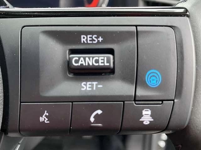 オーラ １．２　Ｇ　レザーエディション　ワンオーナ　追突防止　本革　車線逸脱警報装置　禁煙車　ＬＥＤ　記録簿　バックモニター　ＥＴＣ　メモリーナビゲーション　ＡＷ　キーレスエントリー　オートエアコン　ＡＢＳ　パワーウィンドウ　ＩＳＳ（13枚目）