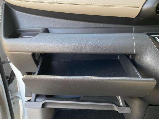 デイズ 660 X 試乗車UP/純正メモリ-ナビ/アラウンドビュ- アラウンドM 踏み間違え防止 禁煙 スマートキー バックカメラ 1オーナー レーンキープ アイドリングストップ ドライブレコーダー キーレス フルオートエアコン ナビTV WAB 記録簿 PS ABS(11枚目)