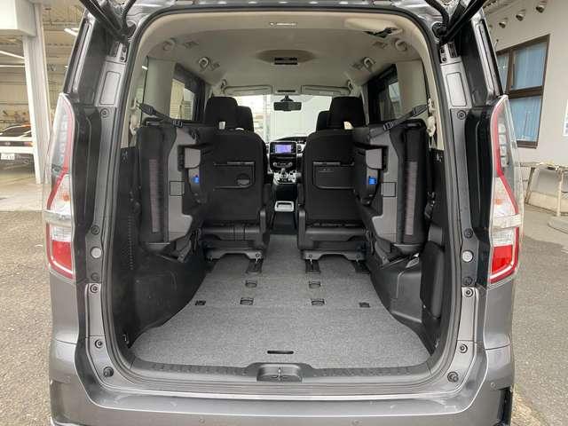 セレナ 1.2 e-POWER ハイウェイスター V 純正メモリ-ナビ/アラウンドビュ-モニタ-/ 360°カメラ エマジェンシーブレーキ 1オナ ナビ 寒冷地仕様 スマキー バックカメラ 禁煙 LED レーンアシスト 点検記録簿付 ドラレコ Aストップ サイドカーテンエアバック フルオートエアコン(20枚目)