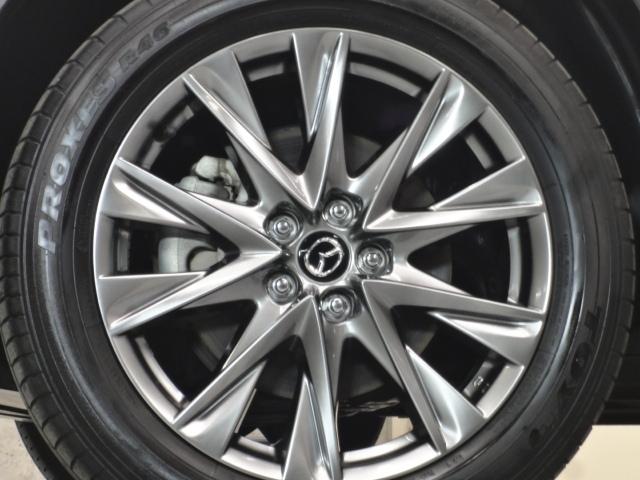 ＣＸ－８ ２．２　ＸＤ　Ｌパッケージ　ディーゼルターボ　４ＷＤ　スムースレザー（ブラック）　電動スライドガラスサンルーフ（チルトアップ機構付き）　サイドガーニッシュ　ルーフレール　ハンズフリー機能付きパワーリフトゲート　ボーズサウンドシステム　マツダコネクトナビ（32枚目）