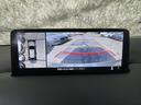 狭い場所での駐車やすれ違いなどでより的確な運転操作に役立つ360°ビューモニターが装備されています。