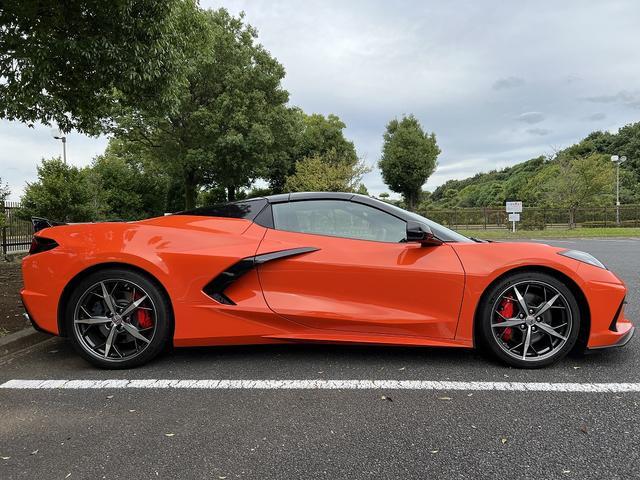 シボレーコルベット コンバーチブル　正規ディーラー車　カーボンインテリア　コンペティションスポーツバケットシート　フロントリフター　８インチタッチスクリーンパネル　純正カーナビ　フロント＆バックカメラ（11枚目）