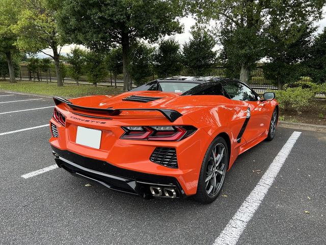 シボレーコルベット コンバーチブル　正規ディーラー車　カーボンインテリア　コンペティションスポーツバケットシート　フロントリフター　８インチタッチスクリーンパネル　純正カーナビ　フロント＆バックカメラ（13枚目）