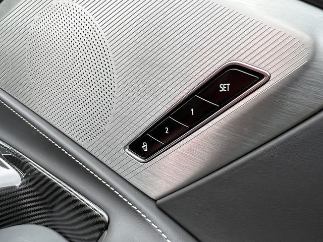 シボレーコルベット コンバーチブル　正規ディーラー車　カーボンインテリア　コンペティションスポーツバケットシート　フロントリフター　８インチタッチスクリーンパネル　純正カーナビ　フロント＆バックカメラ（64枚目）