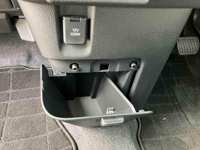 ムーヴキャンバス ストライプスＧ　スマアシ／プッシュボタンスタート／コーナーセンサー／オートライト／ＬＥＤヘッドランプ／フロントフォグランプ／オートエアコン／キーフリー／シートリフタ＆チルトステアリング／取扱説明書＆整備記録簿（27枚目）