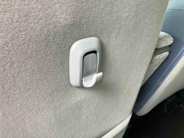 ムーヴキャンバス ストライプスＧ　スマアシ／プッシュボタンスタート／コーナーセンサー／オートライト／ＬＥＤヘッドランプ／フロントフォグランプ／オートエアコン／キーフリー／シートリフタ＆チルトステアリング／取扱説明書＆整備記録簿（37枚目）