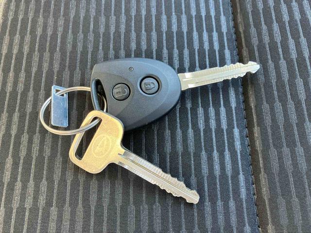 ハイゼットカーゴ DX スマートアシスト/コーナーセンサー/リモコンキー/AM・FMラジオ/オーバーヘッドシェルフ/点検記録簿&取扱説明書完備(36枚目)