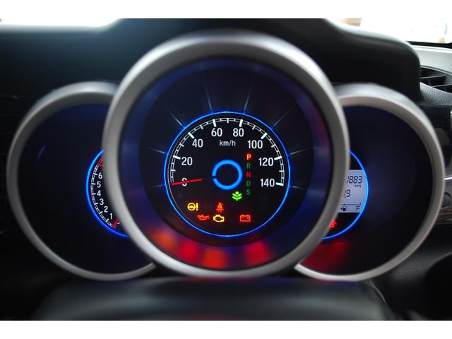 展示車はどれもピカピカに磨いております。納車前にはここから更に綺麗に仕上げますのできっとご満足頂けると思います。是非中古車をお求めのお客様は当店へお越しください。