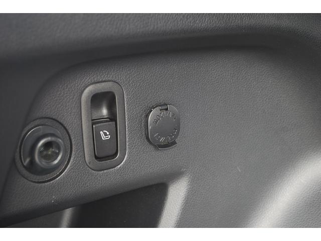 フォレスター ２．０ｉ－Ｌ　アイサイト　パナソニックナビＣＮ－ＲＥ０４Ｄ　バックカメラ　ＥＴＣ車載器　ドライブレコーダー　シートヒーター（49枚目）
