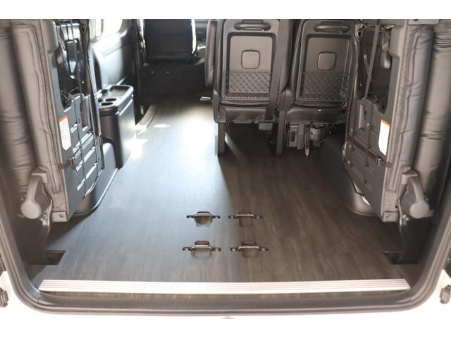 ハイエースワゴン ＧＬ　買取直販　床張り施工済み　ブラックエディション仕様　バンパーガード　ＦＬＥＸオーバーフェンダー　ＬＥＤテール　ＮＴ－１　１６インチＡＷ／ＴＯＹＯオープンカントリータイヤ　フルセグナビ／フリップダウン（25枚目）