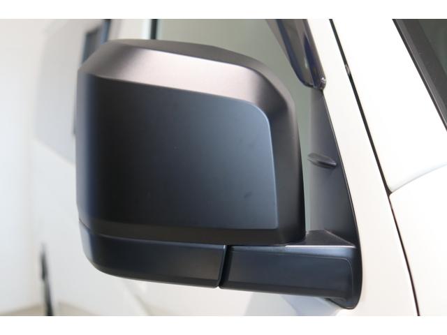 ハイエースワゴン ＧＬ　買取直販　床張り施工済み　ブラックエディション仕様　バンパーガード　ＦＬＥＸオーバーフェンダー　ＬＥＤテール　ＮＴ－１　１６インチＡＷ／ＴＯＹＯオープンカントリータイヤ　フルセグナビ／フリップダウン（60枚目）
