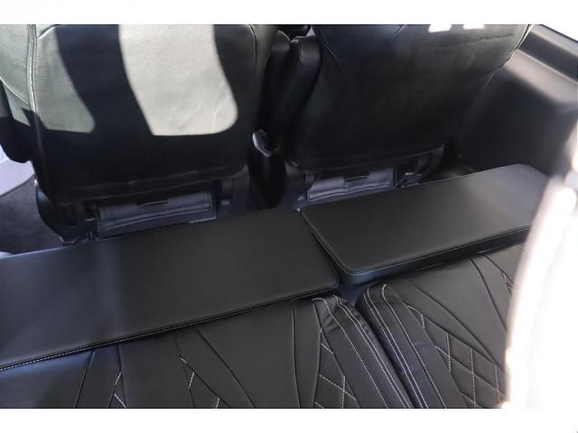 ハイエースワゴン ＧＬ　ロング　ファインテックツアラー　４キャプテンシート　両側自動ドア　アルパインＢＩＧＸ１１インチナビ　１２．８インチ後席モニター　ＥＴＣ２．０　ＨＤＭＩ端子　新品アルミホイール　ＬＥＤテール　デジタルインナーミラー　パノラミックビュー（7枚目）