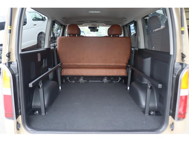 ハイエースバン ロングスーパーGL アースカラーパッケージ ベージュ ガソリン2WD 角目フェイス クラシックテール カリフォルニア16インチAW ナスカータイヤ アルパインナビ 茶木目インパネ ベッドキット シートカバー ETCPVM(56枚目)