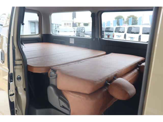 ハイエースバン ロングスーパーGL アースカラーパッケージ ベージュ ガソリン2WD 角目フェイス クラシックテール カリフォルニア16インチAW ナスカータイヤ アルパインナビ 茶木目インパネ ベッドキット シートカバー ETCPVM(61枚目)
