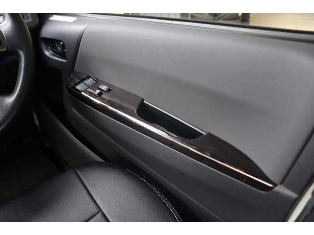 ハイエースバン スーパーGL ダークプライムII ディーゼル2WD T-FORCE アルティメット2テール NC-1/16インチAW ダンロップタイヤ 寒冷地仕様 ベッド シートカバー 7インチナビ ETC PVM デジタルミラー ドラレコ パワスラ(66枚目)