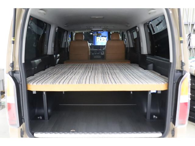 ハイエースバン ロングスーパーGL 4WD Renoca Coast Lines丸目フェイス 専用シートカバー/ベットキット フローリングパネル 木目コンビハンドル フルセグナビ/フリップダウンモニター JAOSオーバーフェンダー(30枚目)