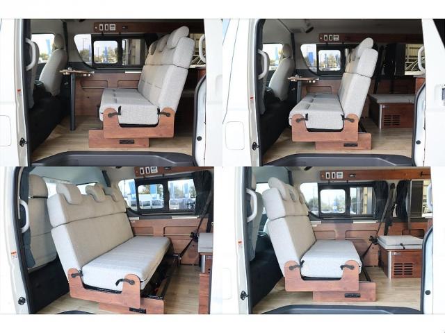 前後スライド可能な３人乗り大型セカンドシート搭載！