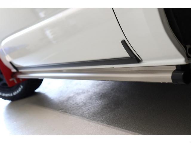 ハイエースバン スーパーＧＬ　ダークプライムＩＩ　ＴＲＤカスタム　パノラミックビューモニター／デジタルインナーミラー　両側パワースライドドア　フルセグナビ／ＥＴＣ　ＮＴ－１　１６インチＡＷ／ＴＯＹＯオープンカントリータイヤ　プレステージＬＥＤテール（6枚目）