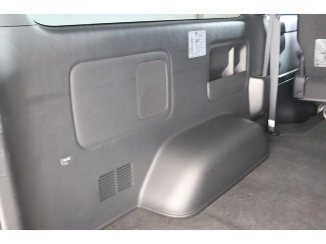 ハイエースバン スーパーＧＬ　ダークプライムＩＩ　ＴＲＤカスタム　パノラミックビューモニター／デジタルインナーミラー　両側パワースライドドア　フルセグナビ／ＥＴＣ　ＮＴ－１　１６インチＡＷ／ＴＯＹＯオープンカントリータイヤ　プレステージＬＥＤテール（41枚目）