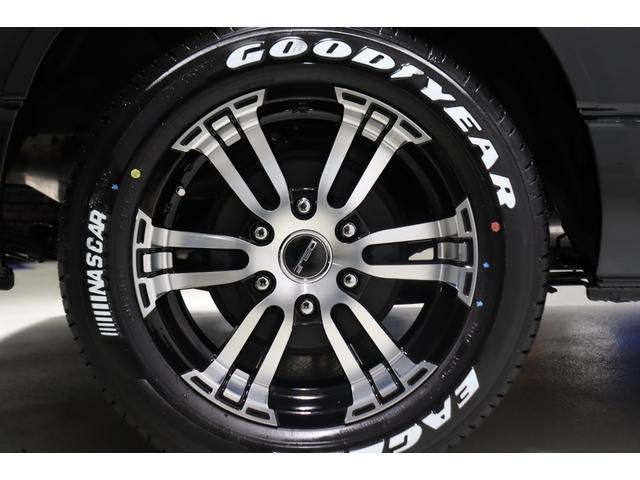 ハイエースワゴン ＧＬ　ロング　内装架装Ｖｅｒ１　フローリング施工　ベットキット　専用テーブル　ＢＩＧＸ１１インチナビ　１０インチフリップダウンモニター　パノラミックビューモニター　デジタルインナーミラー　パワースライドドア（41枚目）