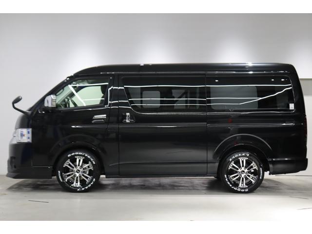 ハイエースワゴン ＧＬ　ロング　内装架装Ｖｅｒ１　フローリング施工　ベットキット　専用テーブル　ＢＩＧＸ１１インチナビ　１０インチフリップダウンモニター　パノラミックビューモニター　デジタルインナーミラー　パワースライドドア（43枚目）