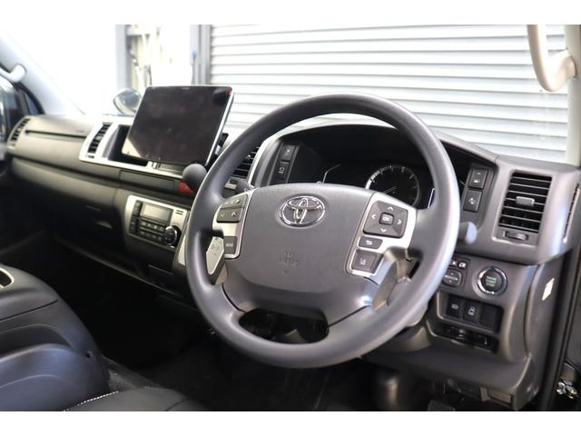 ハイエースワゴン ＧＬ　ロング　内装架装Ｖｅｒ１　フローリング施工　ベットキット　専用テーブル　ＢＩＧＸ１１インチナビ　１０インチフリップダウンモニター　パノラミックビューモニター　デジタルインナーミラー　パワースライドドア（53枚目）