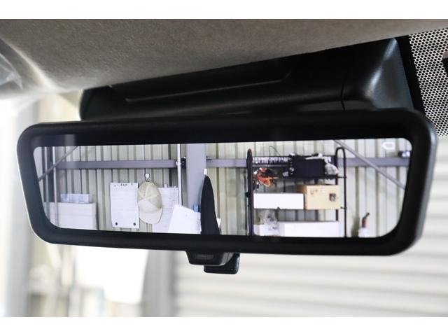 ハイエースワゴン ＧＬ　ロング　内装架装Ｖｅｒ１　フローリング施工　ベットキット　専用テーブル　ＢＩＧＸ１１インチナビ　１０インチフリップダウンモニター　パノラミックビューモニター　デジタルインナーミラー　パワースライドドア（54枚目）