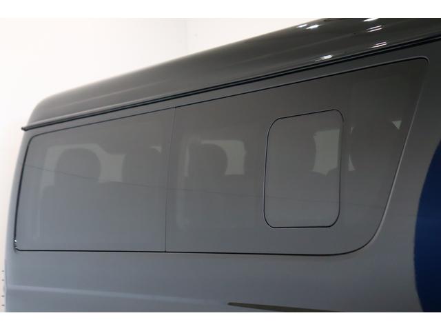 ハイエースワゴン ＧＬ　内装架装Ｖｅｒ１　ガソリン４ＷＤ　Ｔ－ＦＯＲＣＥ　プレステージテール　オープンカントリータイヤ　１６インチＡＷ　ＲｅＣｌａｓｓｉｃグリル　シートカバー　アルパインナビ　１２．８インチモニター　ＨＤＭＩ（42枚目）
