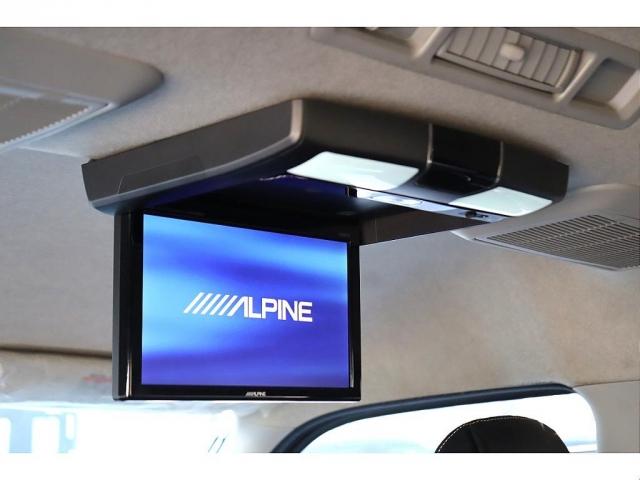 ハイエースワゴン GL 内装架装アレンジS ロングスライドシート搭載 フルフラット/対面対座OK アルパイン8インチナビ/フリップダウンモニター パワースライドドア 2インチダウン バットフェイスボンネット 17インチAW(9枚目)