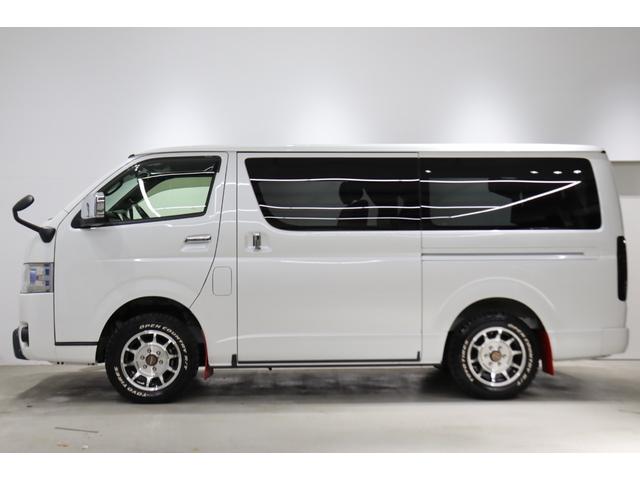 ハイエースバン フロア施工 デジタルインナーミラー パノラミックビューモニター パワースライドドア クリアランスソナー 7インチナビETC 16インチアルミホイル LEDテールランプ ルーフスピーカー ダウンライト(28枚目)
