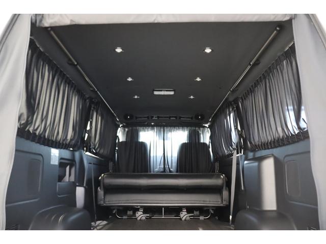 ハイエースバン フロア施工 デジタルインナーミラー パノラミックビューモニター パワースライドドア クリアランスソナー 7インチナビETC 16インチアルミホイル LEDテールランプ ルーフスピーカー ダウンライト(72枚目)