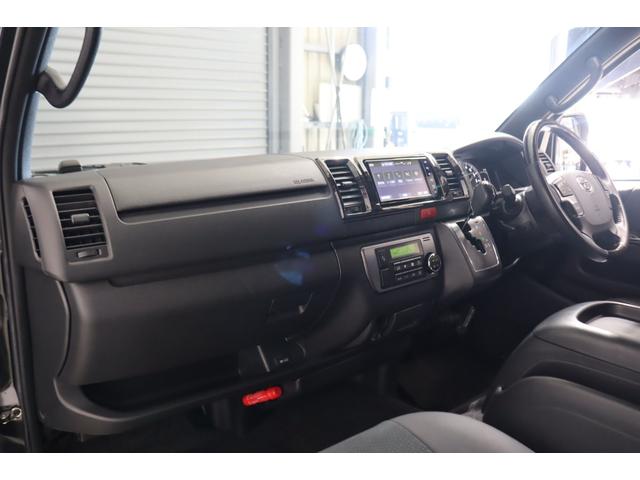 ハイエースバン スーパーＧＬ　ダークプライムＩＩ　ワンオーナー　パノラミックビューモニター　プッシュスタート／スマートキー　７インチフルセグナビ　ＥＴＣ　ステアリングオーディオスイッチ　１６インチアルミ　ＬＥＤテールランプ　ローダウン施工（41枚目）