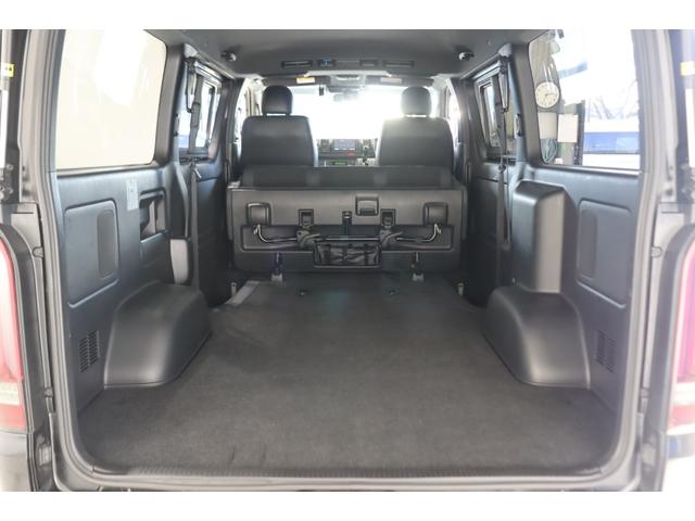 ハイエースバン スーパーＧＬ　ダークプライムＩＩ　ワンオーナー　パノラミックビューモニター　プッシュスタート／スマートキー　７インチフルセグナビ　ＥＴＣ　ステアリングオーディオスイッチ　１６インチアルミ　ＬＥＤテールランプ　ローダウン施工（47枚目）