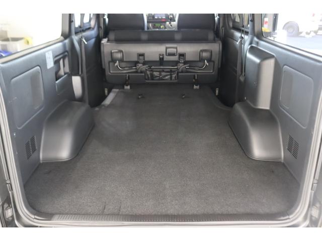 ハイエースバン スーパーＧＬ　ダークプライムＩＩ　ワンオーナー　パノラミックビューモニター　プッシュスタート／スマートキー　７インチフルセグナビ　ＥＴＣ　ステアリングオーディオスイッチ　１６インチアルミ　ＬＥＤテールランプ　ローダウン施工（48枚目）