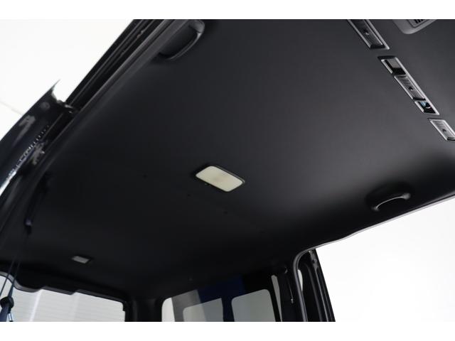 ハイエースバン スーパーＧＬ　ダークプライムＩＩ　ワンオーナー　パノラミックビューモニター　プッシュスタート／スマートキー　７インチフルセグナビ　ＥＴＣ　ステアリングオーディオスイッチ　１６インチアルミ　ＬＥＤテールランプ　ローダウン施工（55枚目）