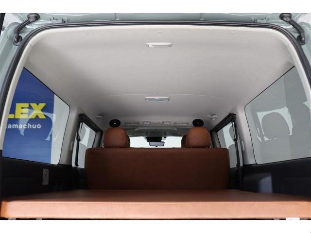 ハイエースバン ロングスーパーＧＬ　アースカラーパッケージ　ディーゼル４ＷＤ　ブラックエディション　ＢＩＧＸ１１インチナビＥＴＣ　ＨＤＭＩ端子　ルーフスピーカー　ブラウンベッドキット　シートカバー　ＬＥＤテールランプ　１６インチアルミ（14枚目）