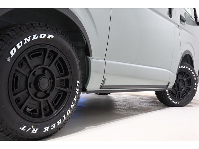 ハイエースバン ロングスーパーＧＬ　アースカラーパッケージ　ディーゼル４ＷＤ　ブラックエディション　ＢＩＧＸ１１インチナビＥＴＣ　ＨＤＭＩ端子　ルーフスピーカー　ブラウンベッドキット　シートカバー　ＬＥＤテールランプ　１６インチアルミ（20枚目）